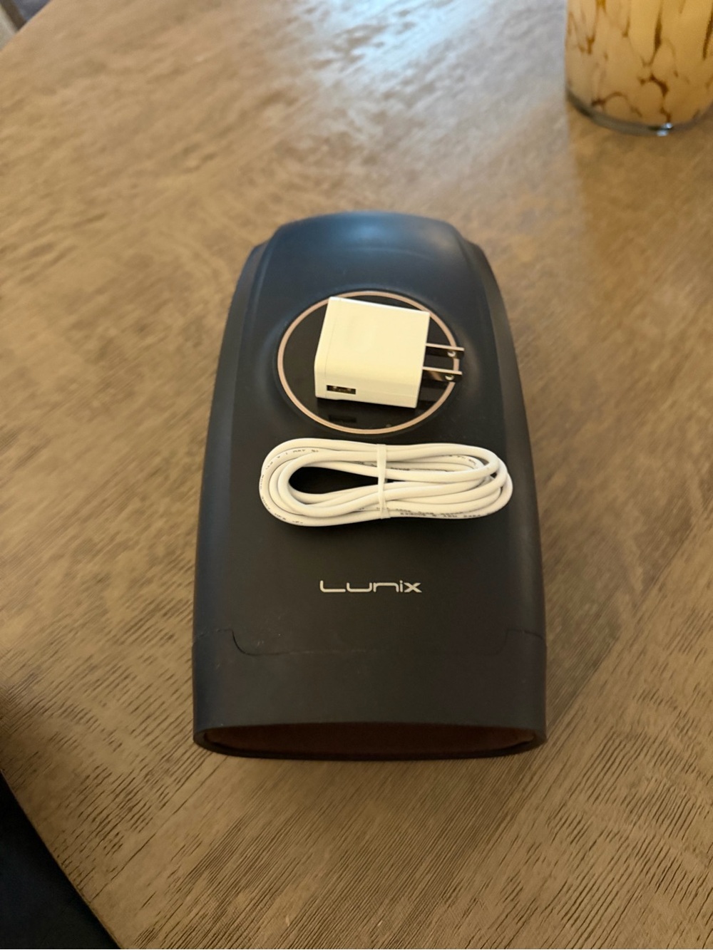Lunix Wireless Charging hand massager Power Bank - Black